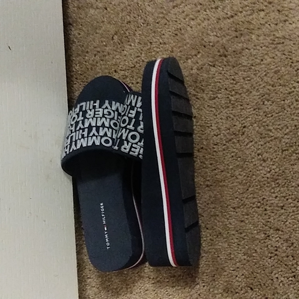 Sandals - Picture 2 of 2